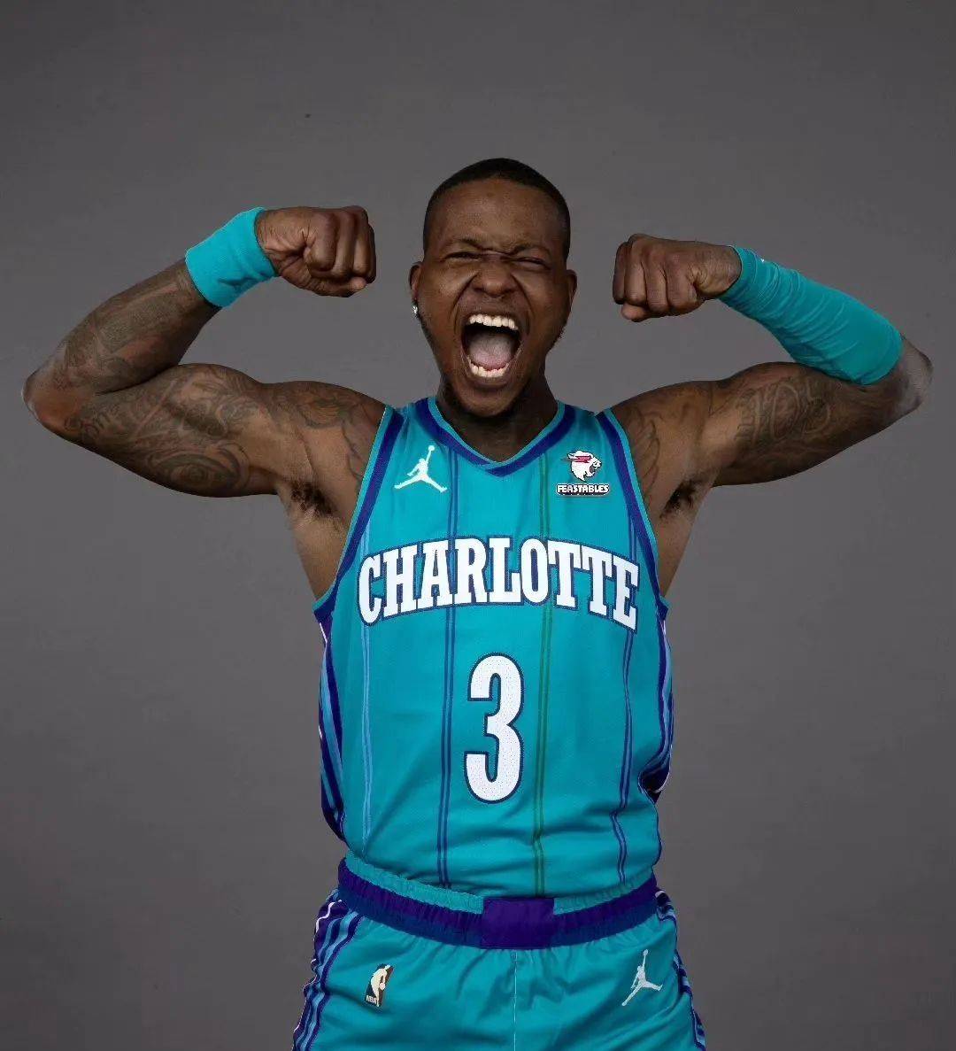 南宫娱乐-关于夏洛特黄蜂发布备战花絮；转会期复出首秀；欧洲杯任务艰巨；资深球员宣示担当的信息