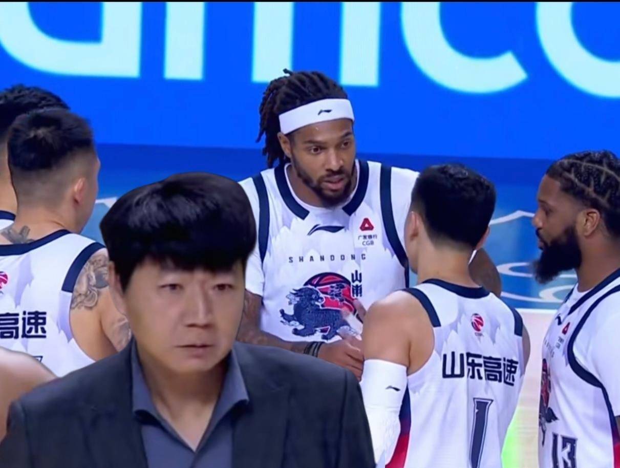 南宫28-足总杯加时末段再迎强敌，山东男篮完成体检，主帅态度——更衣室稳定，控场能力受关注的简单介绍