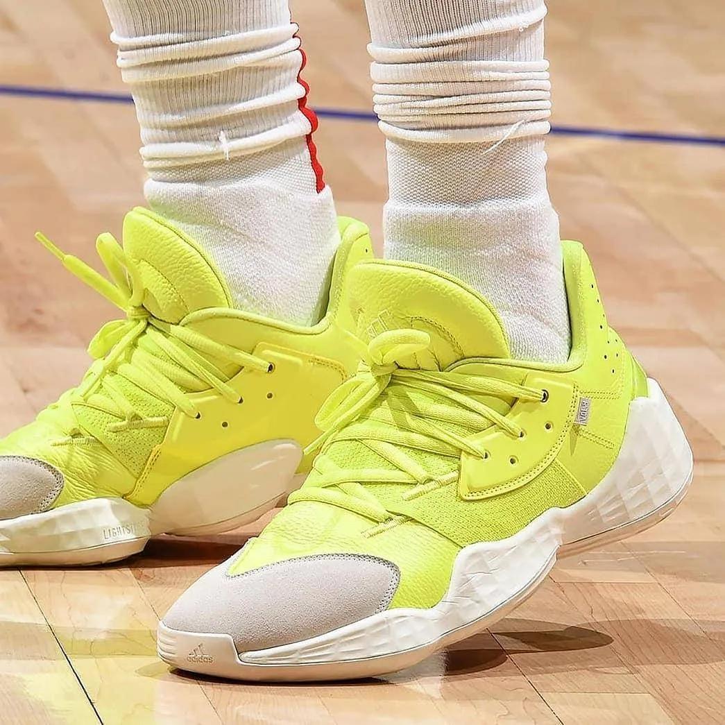 NG28-包含Rookie巅峰对决，哈登与30激战西班牙队分钟，败北胜负难料！的词条